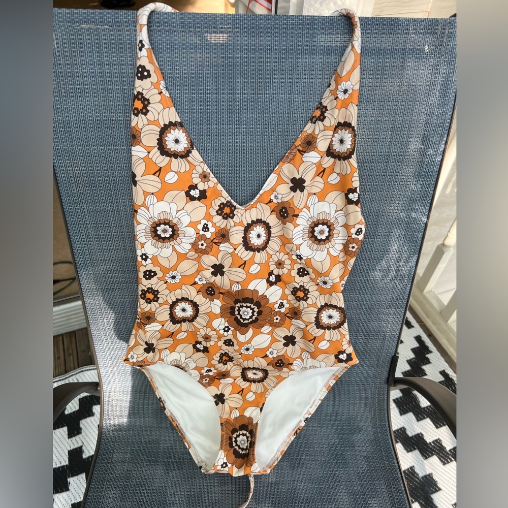 REPOSH!! Indah one piece, small (READ BELOW)